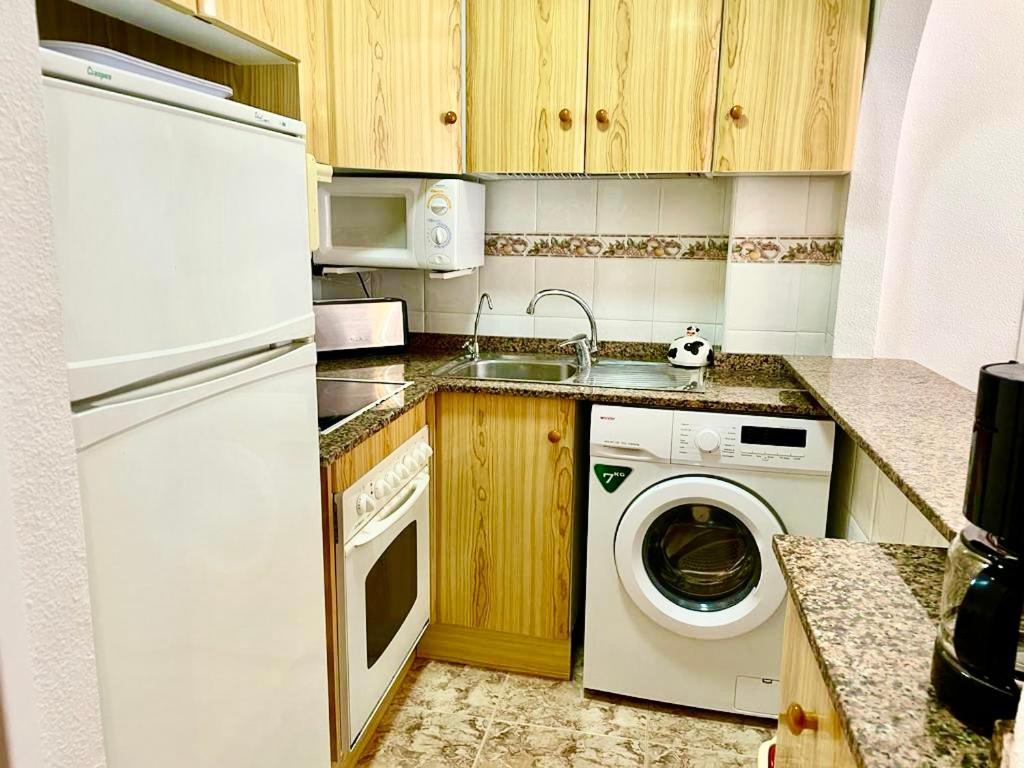 Appartamento De Vacaciones Torrevieja Esterno foto