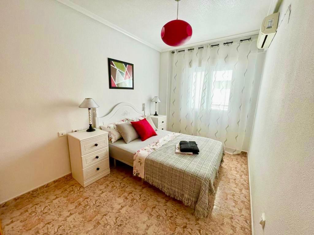 Appartamento De Vacaciones Torrevieja Esterno foto